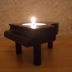 Piano tea light