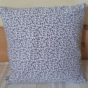 Pillow case with musical note print