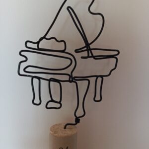 Wire piano
